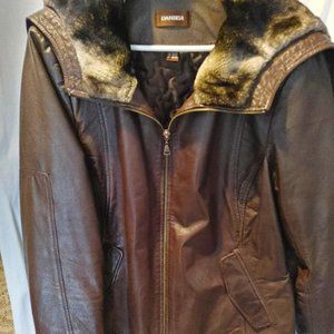 DANIER LEATHER BOMBER JACKET WITH FAUX FUR ZIP HOOD